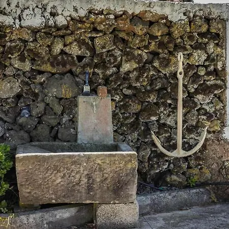 Vivenda Gomes Al Porto Martins